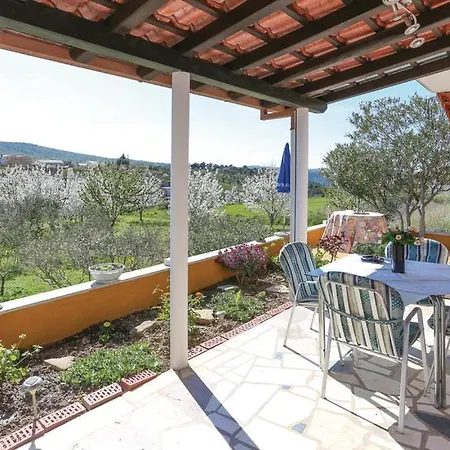 Villa Ema Tugare